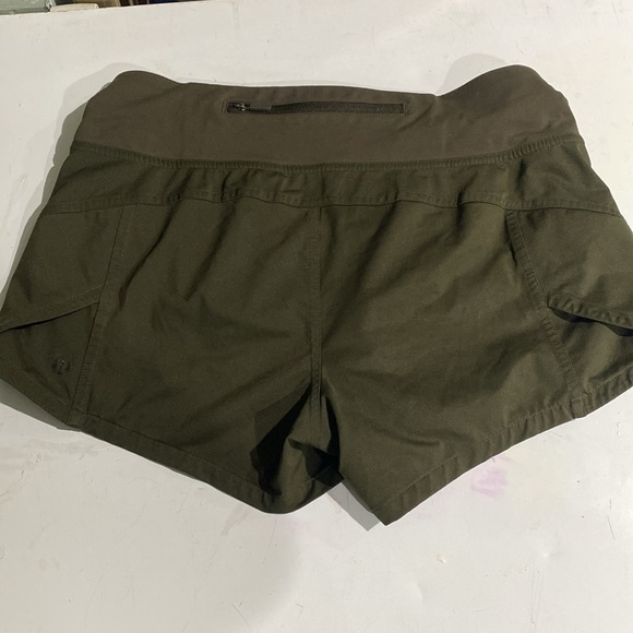 Lululemon Olive Green Women's Athletic Shorts - Picture 3 of 6